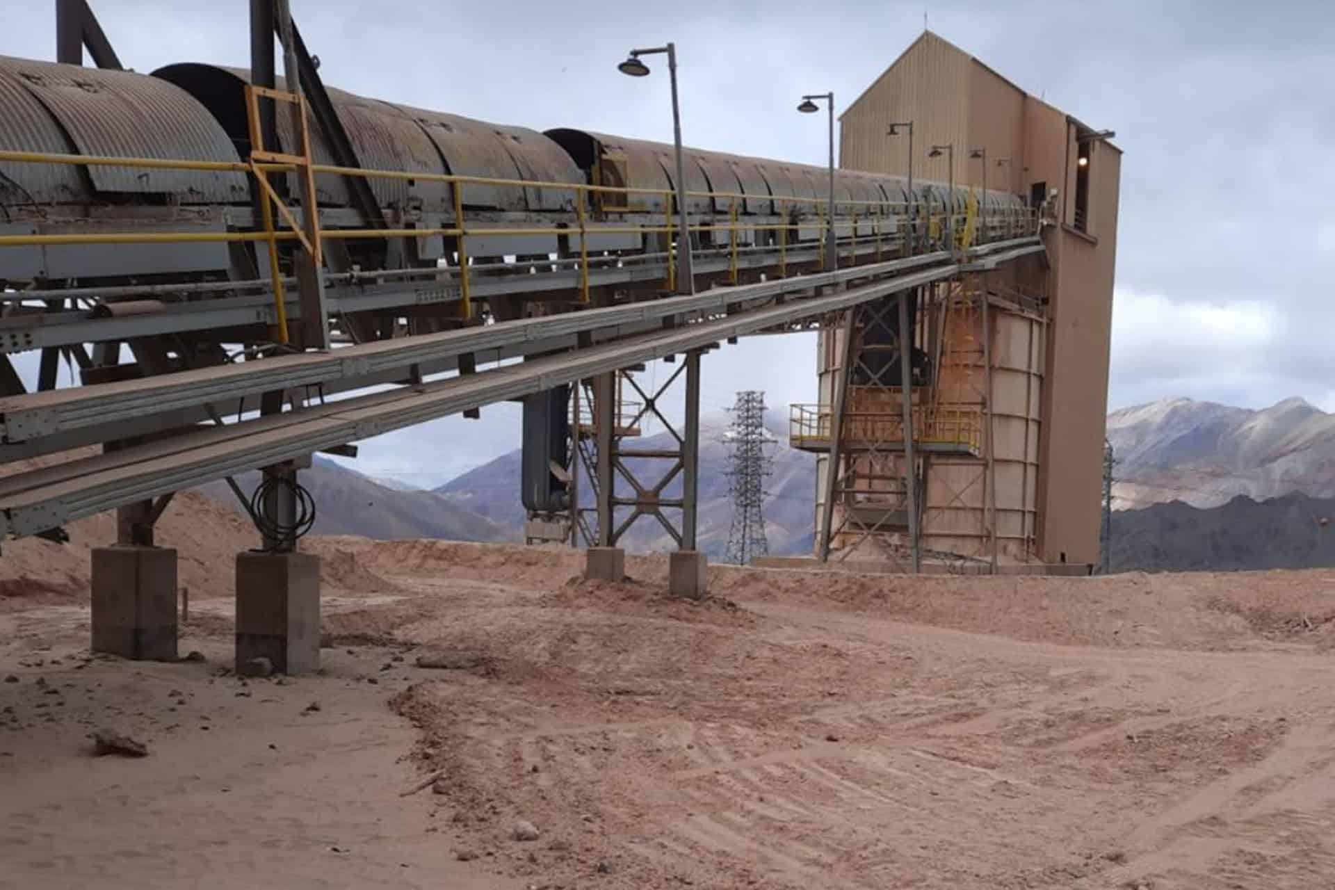 Montaje de 5 Generadores Caterpillar de 3 MW c/u